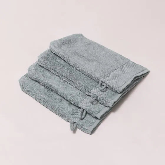 Luxe zilverblauw Florence washandjes (4 stuks) van 100% GOTS-katoen, 600 g/m², hoge kwaliteit, zacht en absorberend.